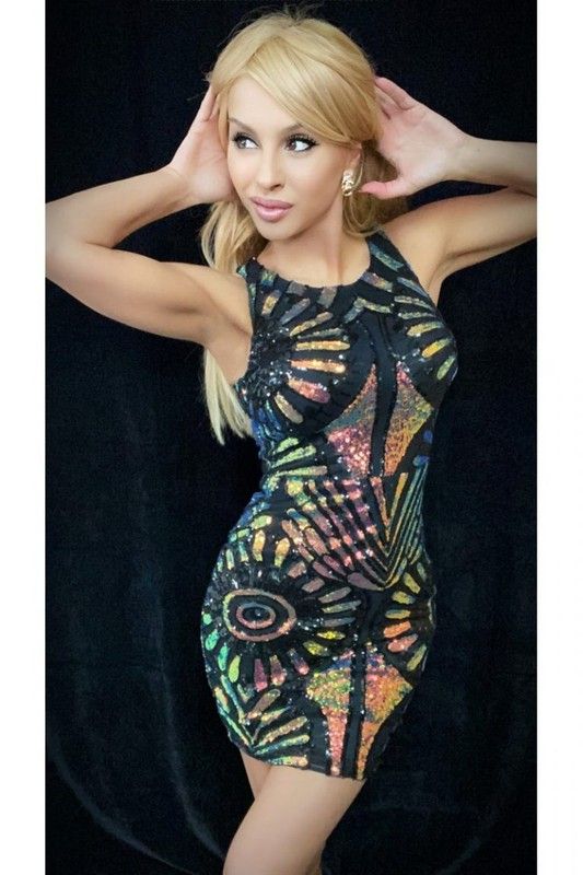 THE STYLES OF PARTY DRESSES