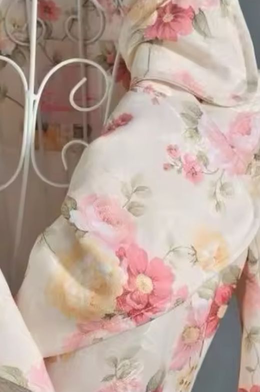 Romance model trench coat