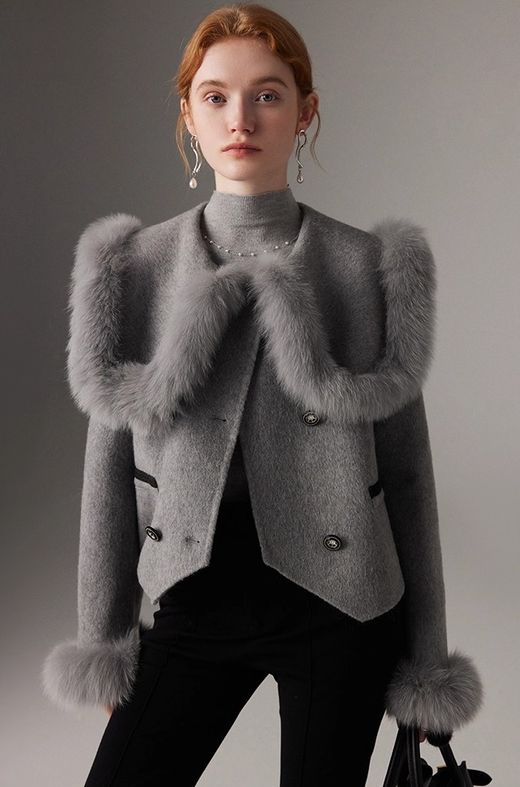 Abrigo modelo Adoración gris