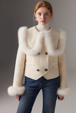 Abrigo modelo Adoración