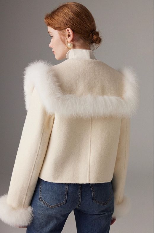 Abrigo modelo Adoración