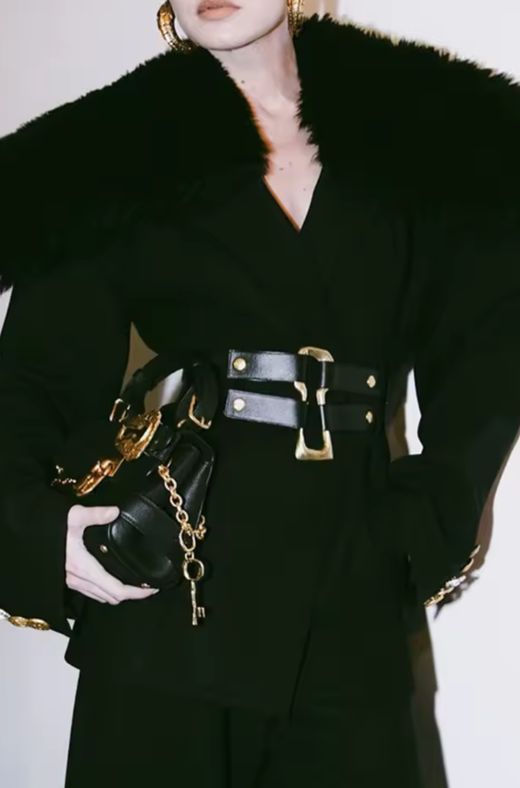 Abrigo modelo Cayetana