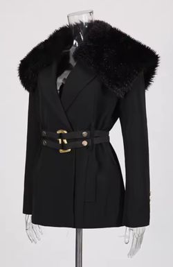 Abrigo modelo Cayetana