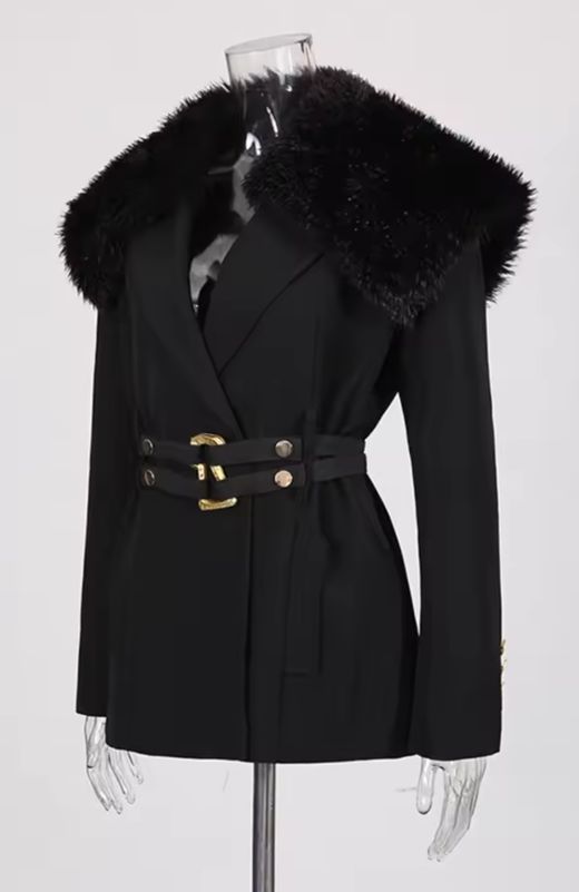 Abrigo modelo Cayetana