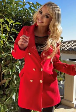Abrigo rojo modelo Red