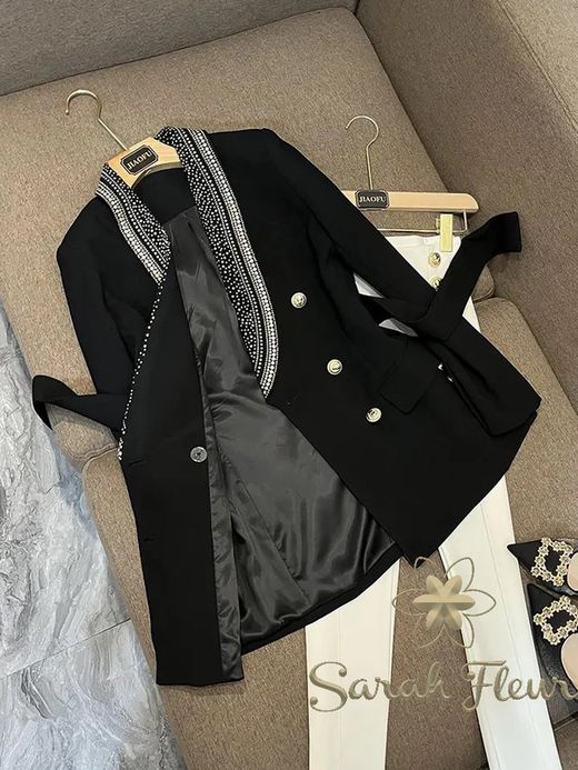 Aurora model blazer