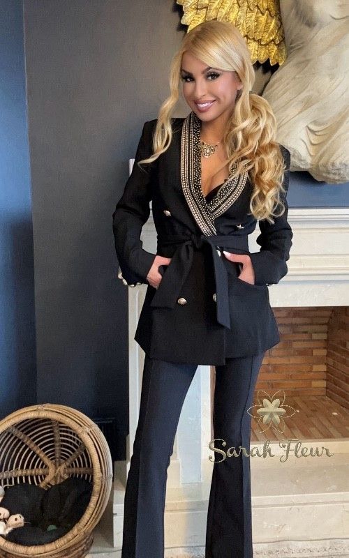 Aurora model blazer