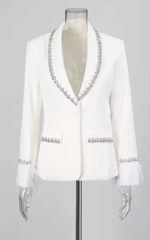 Americana modelo Brenda blanco