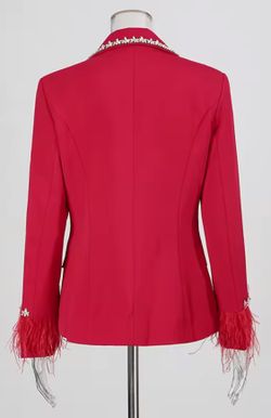 Americana modelo Brenda Rojo