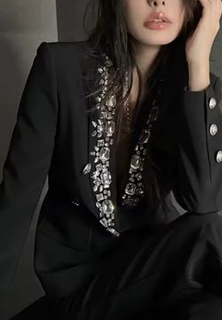 Americana modelo Carmina