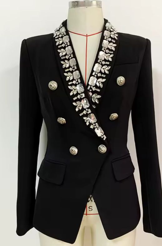 Americana modelo Carmina