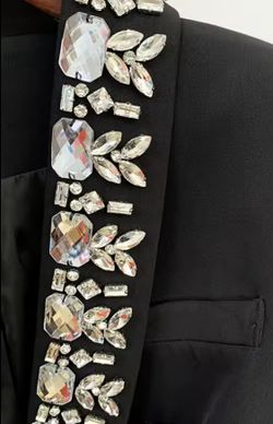 Americana modelo Carmina