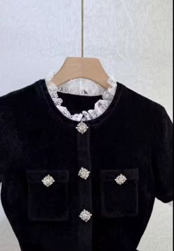 Americana modelo Cherie