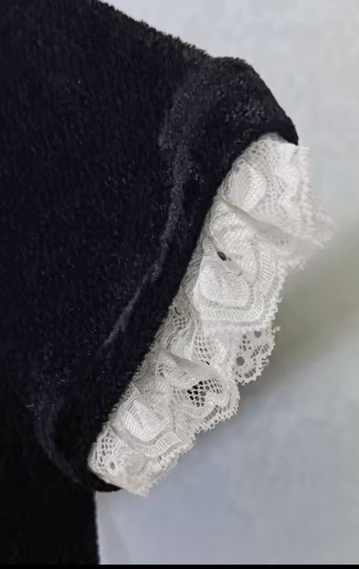 Americana modelo Cherie