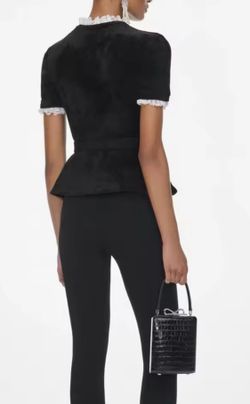 Americana modelo Cherie