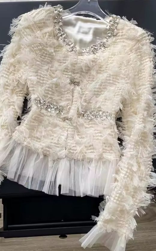 Americana modelo Ifara