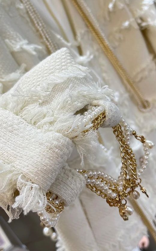 Americana Old Money model