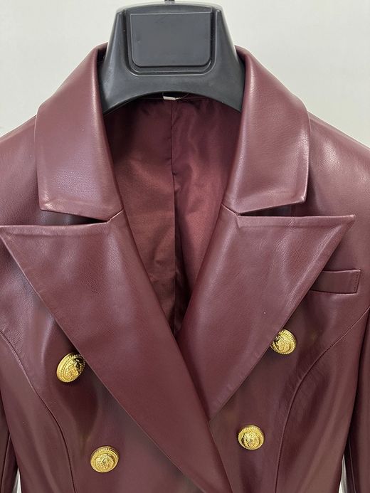 Rosalía model American