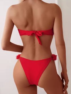 Bikini model Carmencita