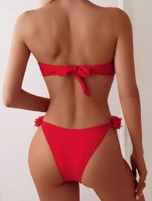 Bikini model Carmencita