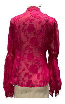 Fuchsia model puffed sleeves blouse