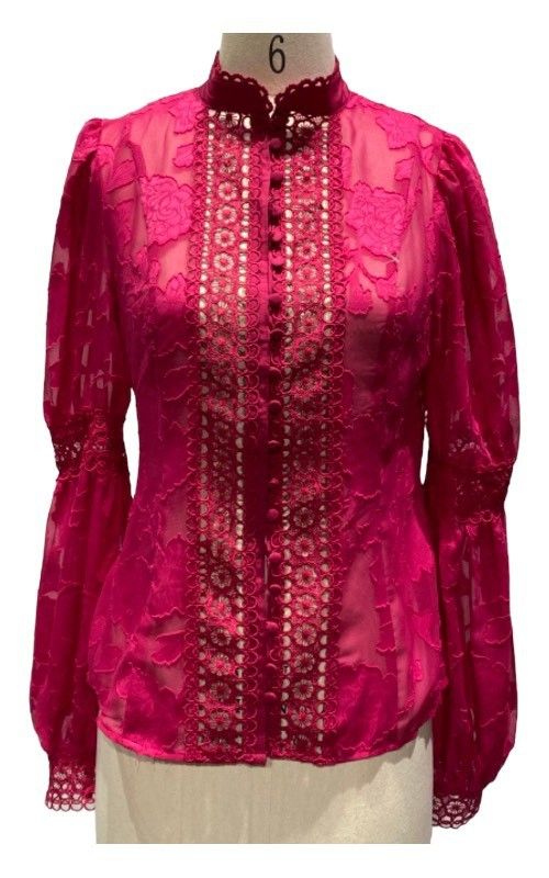 Fuchsia model puffed sleeves blouse