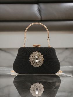 Black Lady Di model party bag