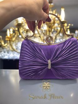 Purple bow model party bag