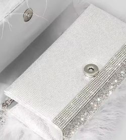 White ostrich model bag