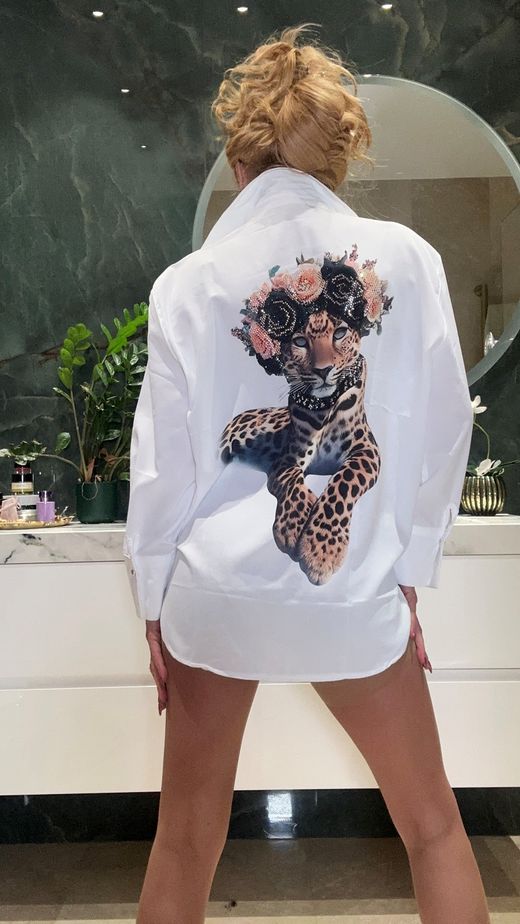 Cheetah Flowers model shirt