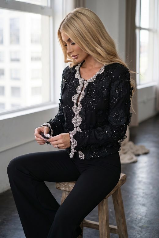 Isadora model jacket, black