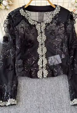 Chaqueta modelo Isadora negra