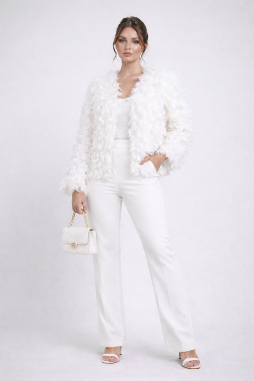 Letizzia model jacket, white