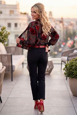 Chaqueta top modelo Velvet Garden