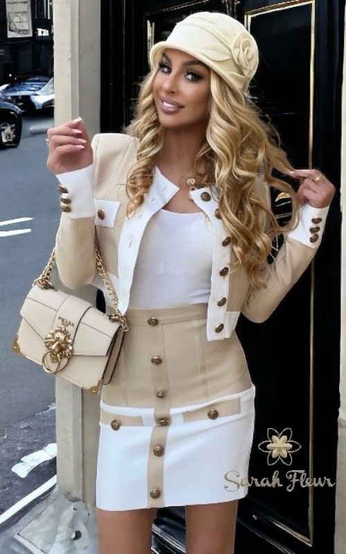 Conjunto bandage de falda y chaqueta modelo Cindy Beige