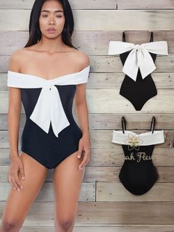 Conjunto body con falda modelo Lazo