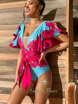 Conjunto de body y falda modelo Abigail