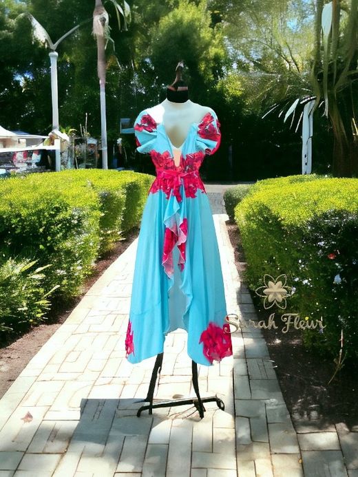 Conjunto de body y falda modelo Abigail