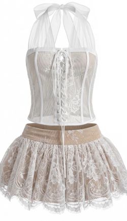 Conjunto de encaje modelo Adriana