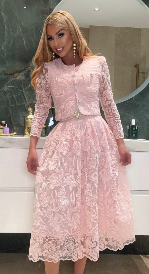 Conjunto de falda y chaqueta de encaje modelo Corina