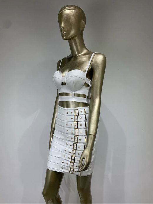Pink Diamond model dress