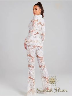 Denise White Model Set