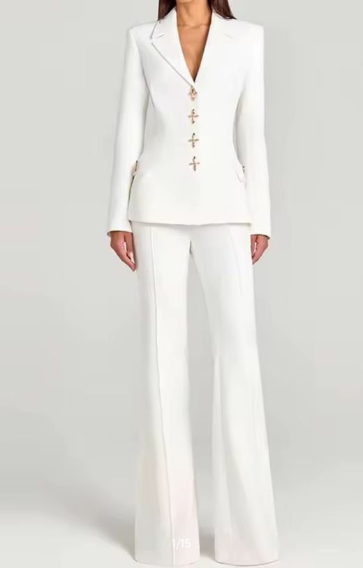 Conjunto modelo Estonia blanco