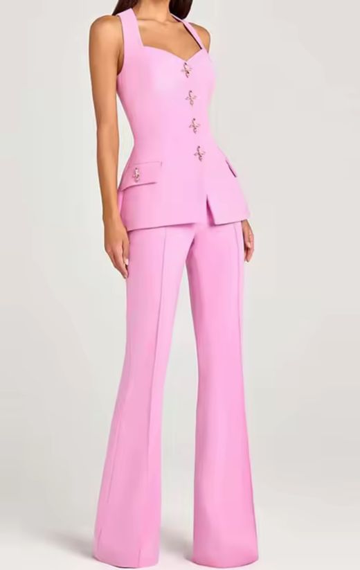 Conjunto modelo Estonia rosa