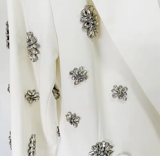 Ensemble de modèles majestueux