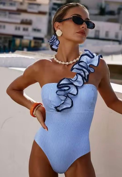 Conjunto modelo Marinera