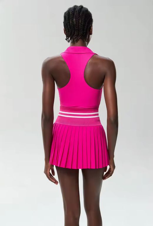 Conjunto modelo Tenis fucsia