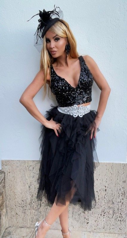 Falda larga modelo Tul negro