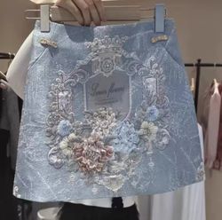 Senior Flowers skirt model