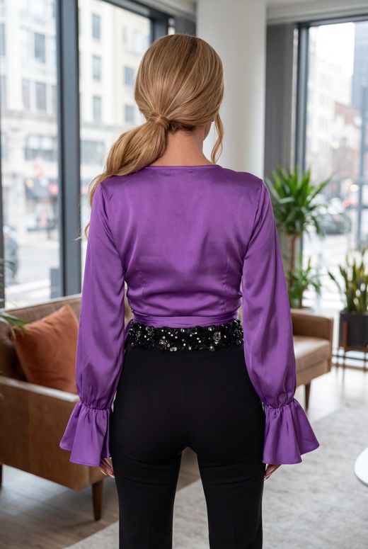 Blusa modelo Morada